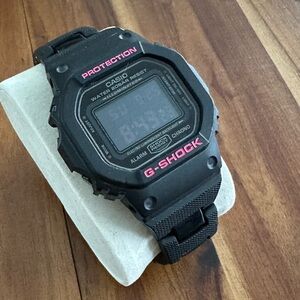 G-Shock DW-5600MS-1 mod with combi bracelet and new bezel
